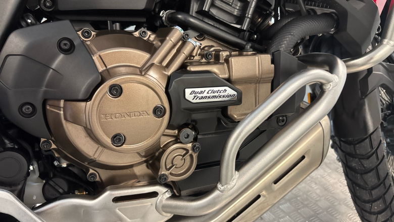 (24MY) Honda Africa Twin CRF1100L Electric Suspension DCT